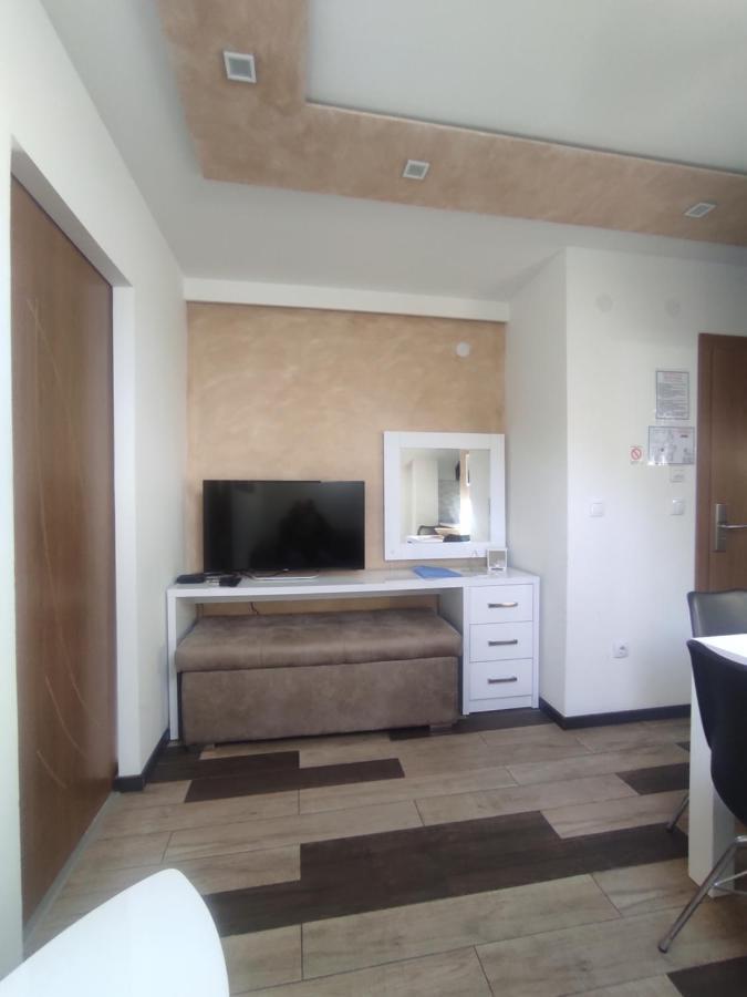 Prima Lux Apartments & Studio Nis Exterior photo
