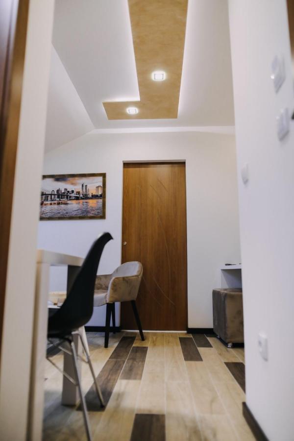 Prima Lux Apartments & Studio Nis Exterior photo